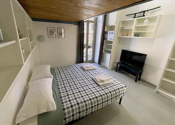 Blueberry House Rom